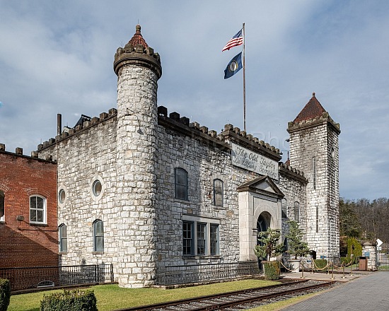 Bourbon and Distilleries